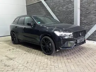 Volvo XC60 2.0 T6 Plug-in hybrid AWD Plus Black Edition | Panoramadak | Harman/Kardon | BLIS | Sport