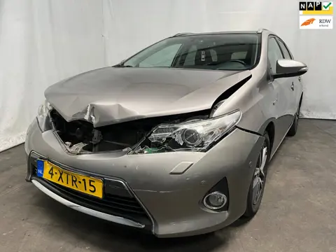 Toyota Auris Touring Sports 1.8 Hybrid Lease - Schade