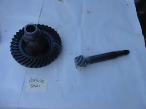 Crown wheel and pinion for Porsche 911 3.0