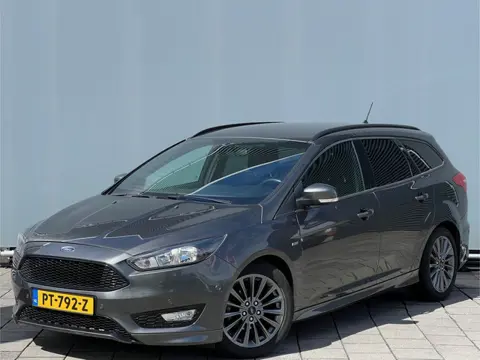 Ford FOCUS Wagon BWJ 2017 | 1.5TDCI 120PK ST-Line AUTOMAAT | TREKHAAK | CARPLAY | PDC 2X | NAVI | AI