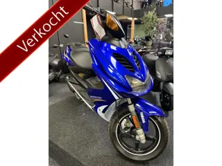 Yamaha Bromscooter Aerox R (bj 2011, automaat)