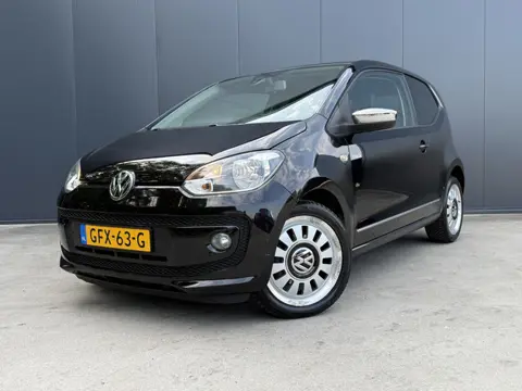 Volkswagen up! 1.0 HIGH up! NAVI AIRCO 3 DRS (bj 2011)
