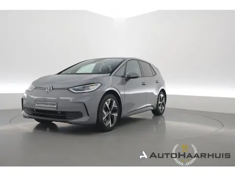 Volkswagen ID.3 Pro 58 kWh | Pano | HUD | 360cam | Memory | Afn. Trekhaak | Stoel- Stuurverw. | Adap