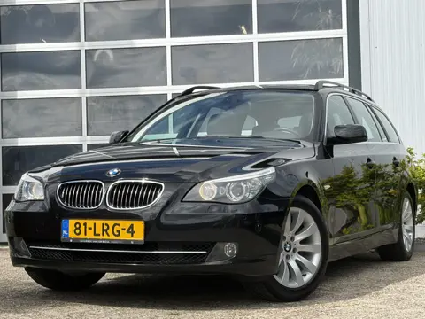 BMW 5 Serie Touring 525i Business Line Edition II 218pk | Audio-navigatie full map | Bi-xenon koplam