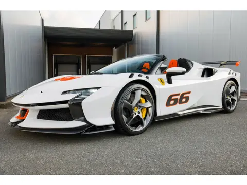 Ferrari SF90 XX Spider - Bianco Cervino - 1 of 599 - NEW!