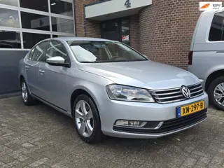 Volkswagen Passat 1.4 TSI Easyline BlueMotion Sedan |Trekhaak