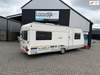 BURSTNER Ventana 530 TL ’04 (Enkele Bedden, Airco)