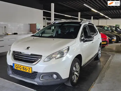 Peugeot 2008 1.2 PureTech Active/NAVI/CRUISE/AIRCO/