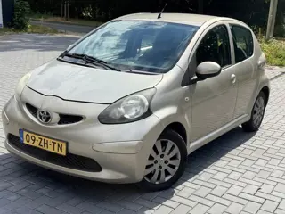 Toyota Aygo 1.0-12V +/Airco/Leer/Elekt Raam/LMV/NAP