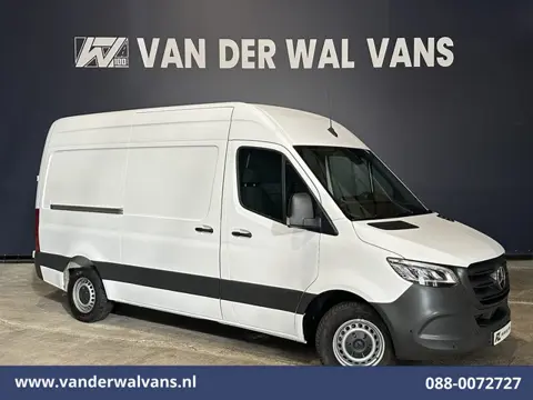 Mercedes-Benz Sprinter 317 CDI 170pk L2H2 Euro6 Airco | Camera | Navigatie | Apple Carplay | LED And