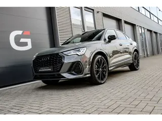 Audi Q3 Sportback 45 TFSI e S Edition | Chronosgrijs | SONOS | Top View | ACC | Ambianceverlichting 