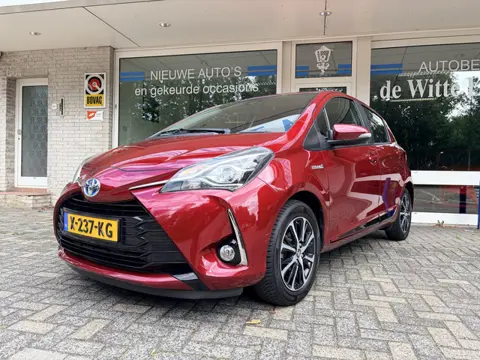 Toyota Yaris 1.5 Hybrid Energy Plus Navi Fullmap/A.uitrijcamera/Parkeersens./Lederen multifunction. 