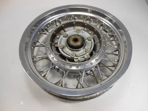 ACHTER VELG Suzuki VS 700 Intruder 1985 - 1991