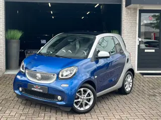 Smart Fortwo 1.0 Prime | Panoramadak | Leder | Stoelverwarming | CarPlay | 79.000 km | Orig. Ned. | 
