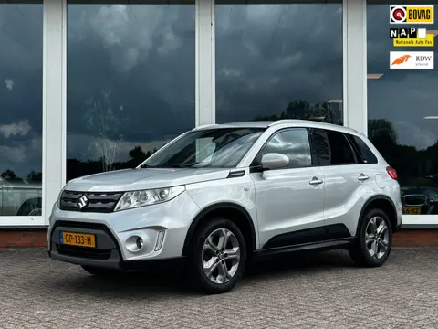 Suzuki Vitara 1.6 Exclusive - Navi - Camera - Trekhaak - LM