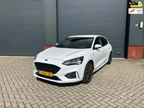 Ford Focus 1.0 EcoBoost ST Line Business