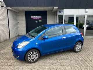 Toyota Yaris 1.3 VVTi Aspiration / TOYOTA DEALER SERVICED / AIRCO ACC / APK SEPTEMBER 2027 !!!