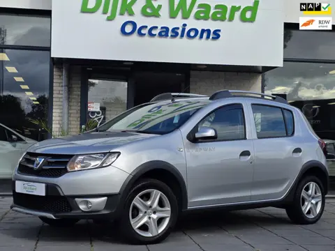 Dacia Sandero 0.9 TCe Stepway Lauréate - NAP - AIRCO - CRUISE - BLUETOOTH - 90 PK