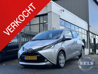 Toyota Aygo 1.0 VVT-i x-play UNIEK!9000KM/1EIGENAAR/NAVI/CAMERA