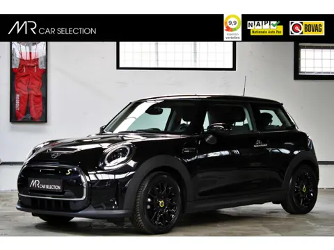 MINI Electric MINI Yours 33 kWh Camden Edition | 98% SOH | Apple Car Play | Sfeerverlichting