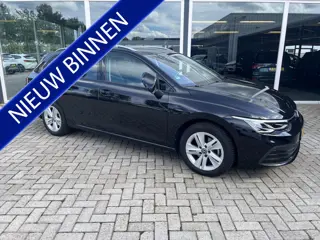 Volkswagen Golf Variant 1.0 eTSI Life Carplay / Led / Acc / Lmv