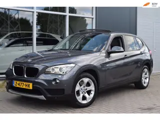 BMW X1 XDrive20i High Executive | Automaat | Pano | APK 8-2027