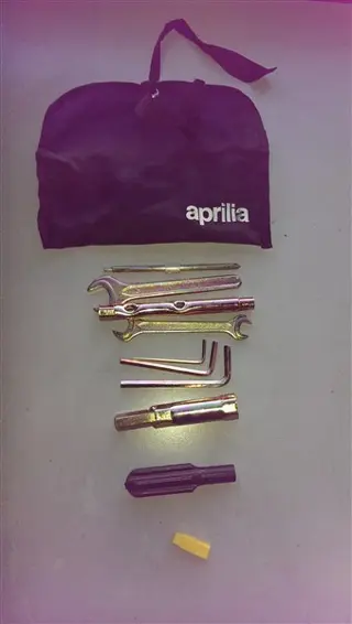 GEREEDSCHAPSET Aprilia RSV 4 2009 - 2010
