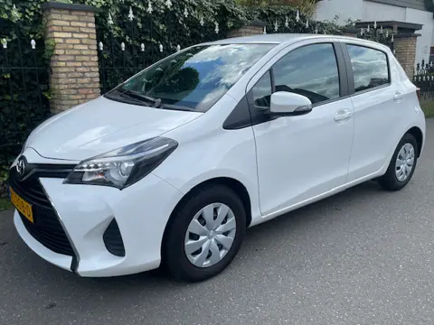Toyota Yaris 1.0 VVT-i Aspiration / 76.351 km/ 2016
