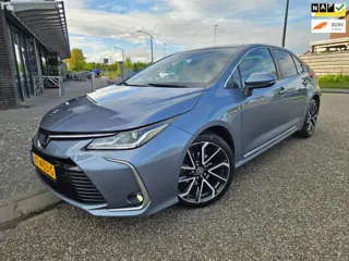 Toyota Corolla 1.8 Hybrid Executive GARANTIE Leer bekleding