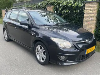 Hyundai I30 CW 1.4i i-Drive Cool / bj. 2011 (bj 2011)