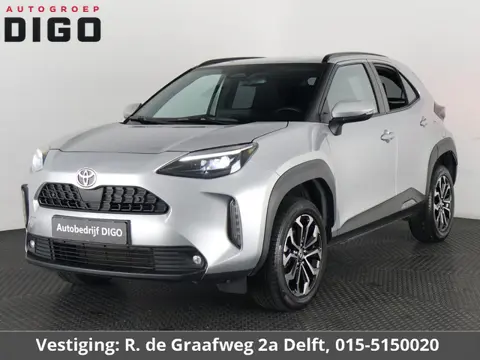 Toyota Yaris Cross 1.5 Hybrid 115 Dynamic Luxury | Stuur & Stoel Verwarming | Parkeersensoren | Adap
