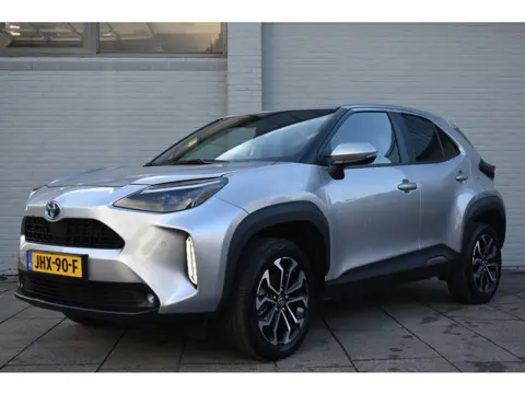 Toyota Yaris Cross 1.5 Hybrid Dynamic Limited Automaat 116pk | Apple Carplay/Android Auto | Parkeers
