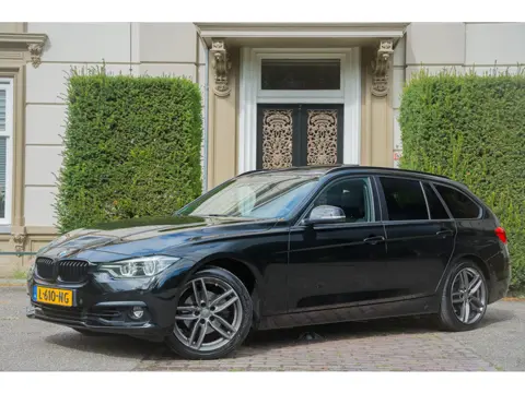 BMW 3-serie Touring 320i Executive LCI | TREKHAAK | PANO | HIFI | LED | 2E EIGN