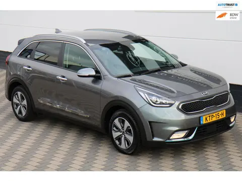 Kia Niro 1.6 GDi PHEV Carplay Camera Navi JBL Keyless !!