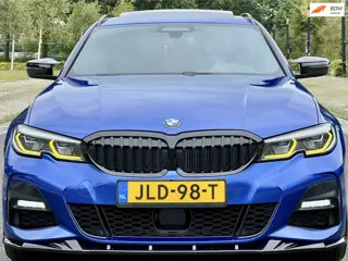 BMW 3-serie Touring 330e xDrive M PAKKET/HUD/LASER/PANO 2021 RIJK UITGERUST