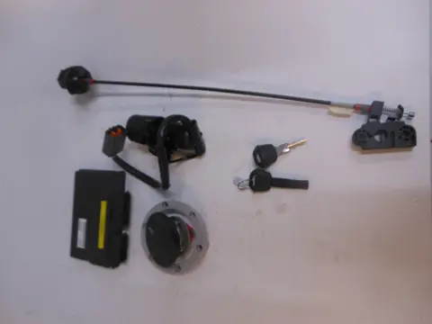 SLOTENSET Triumph Daytona 765 2019 - 2020