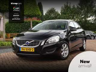 Volvo S60 1.6 T3 Kinetic | Dealeronder. | Trekhaak afn. | Cruise | Afleverklaar!
