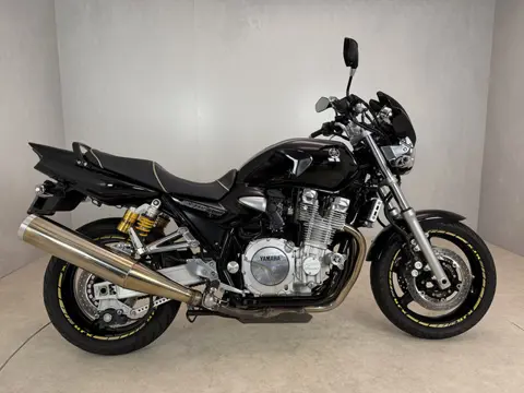 Yamaha XJR 1300 (bj 2008)