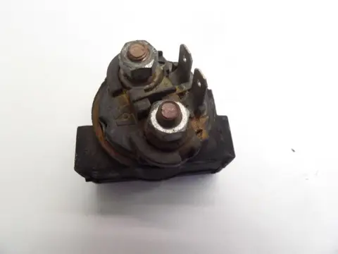 STARTMOTORRELAIS Kawasaki GPZ 600 1985 - 1987
