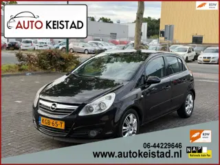 Opel CORSA 1.2-16V Cosmo AUTOMAAT 5-DEURS AIRCO/ELEKTR. RAMEN! VELE OPTIES!