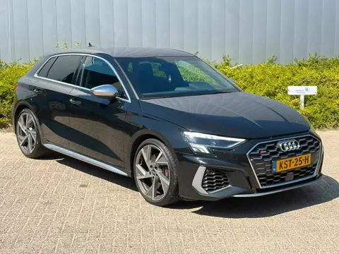 Audi S3 Sportback 2.0 TFSI quattro, S-Tronic, Alcantara 2023