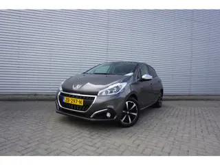 Peugeot 208 1.2 PureTech Tech Edition Climate / Navi / Cruise / Camera / PDC / Carplay / Elektr. ram