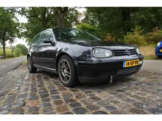 Volkswagen Golf 2.0 Highline nw apk 21-8-2027 div. exstra,s