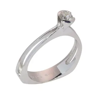 Circa 1970 18K White Gold Diamond Solitaire Ring