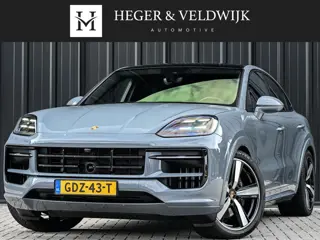 Porsche Cayenne Coupé 3.0 E-Hybrid Sport Design | NL-Auto | SOH 99.7% | Sportuitlaat | Panoramadak |