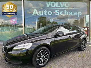 Volvo V40 2.0 T2 Nordic+ | Rijklaar incl garantie | Verwarmbaar voorruit LED koplampen Navigatie