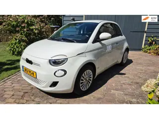 Fiat 500e 3+1 La Prima 42 kWh | 2024 | 950km | JBL | Camera