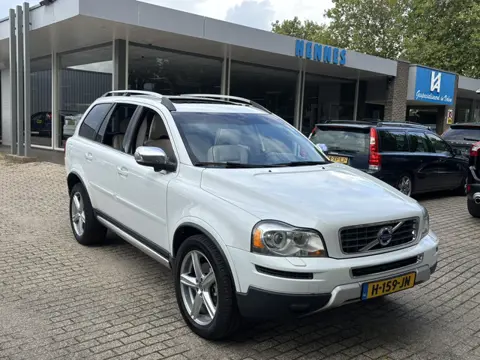 Volvo XC90 4.4 V8 AWD R-Design Schuifdak BLIS (bj 2010)