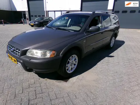 Volvo XC70 2.5 T Summum