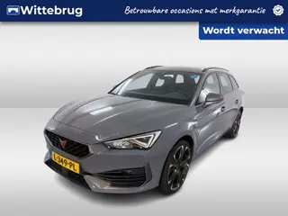 CUPRA Leon Sportstourer 1.4 e-Hybrid VZ Business / AUTOMAAT/ ADAPTIVE CRUISE/ PARKEER SENSOREN/ DIGI